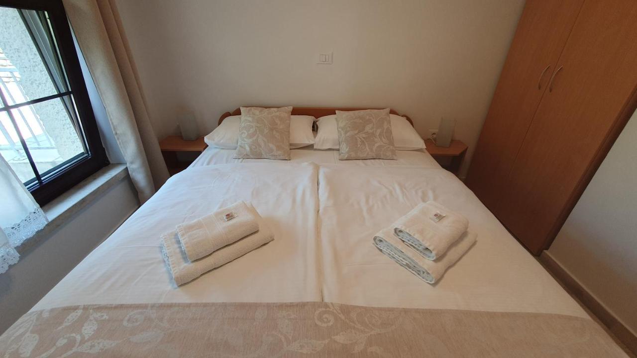 Apartment Laurus Portorose Esterno foto
